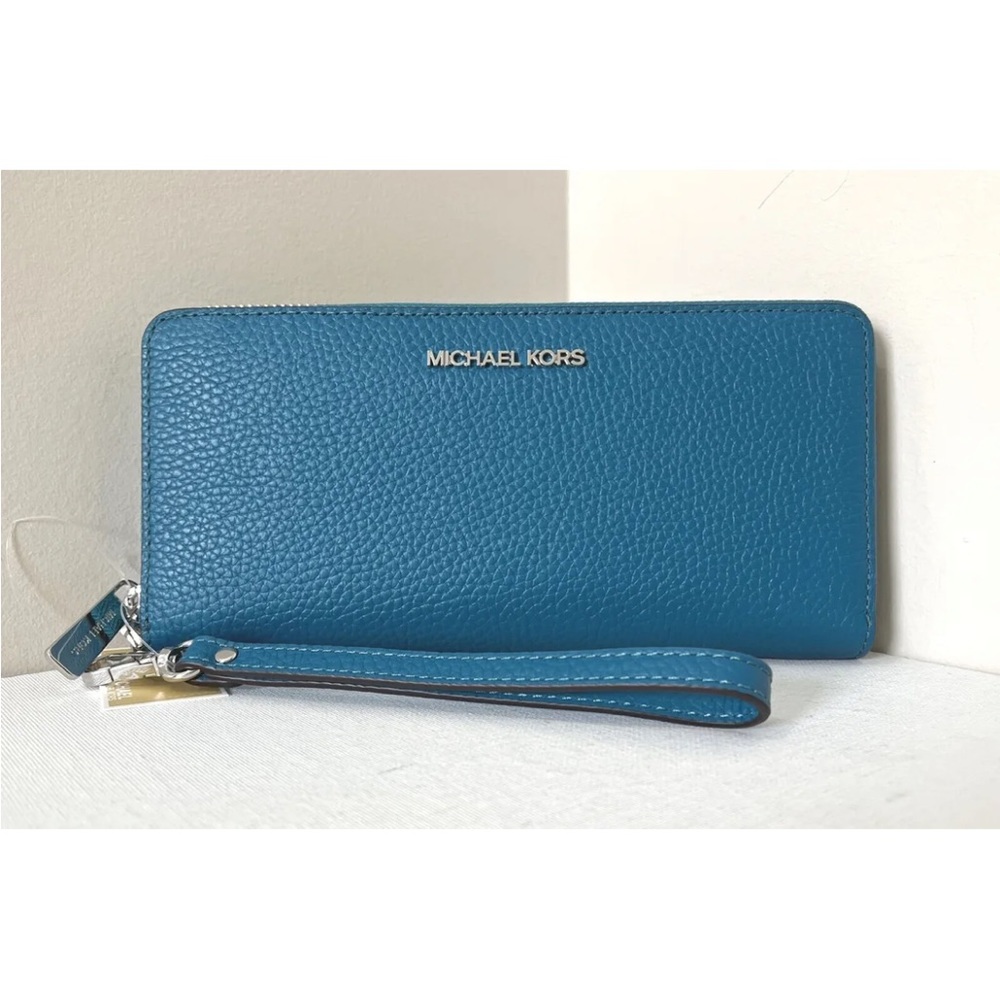 New Michael Kors Jet Set Large Travel Continental wallet Leather Lagoon